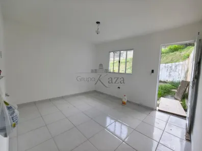 Casa de Condomínio com 2 Quartos à venda, 65m² no Chácaras Pousada do Vale, São José dos Campos