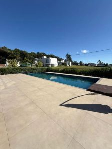 Lote/Terreno à venda, 567m² no Primeira Linha, Criciúma