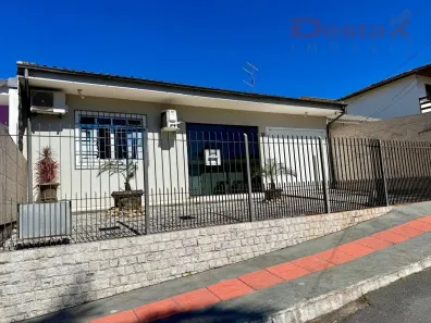 Casa com 2 Quartos à venda, 130m² no Forquilhas, São José