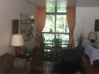 Sobrado com 4 Quartos à venda, 584m² no Cidade Jardim, São Paulo