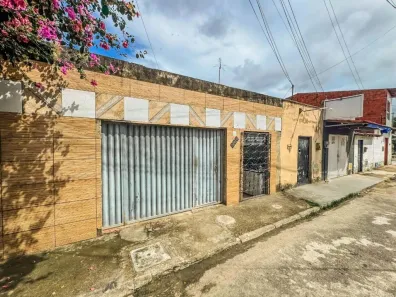 Casa com 2 Quartos à venda, 80m² no Piratininga, Maracanaú