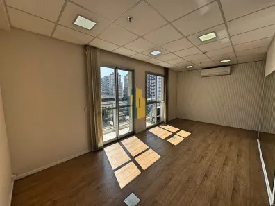 Sala Comercial à venda, 40m² no Vila Mariana, São Paulo