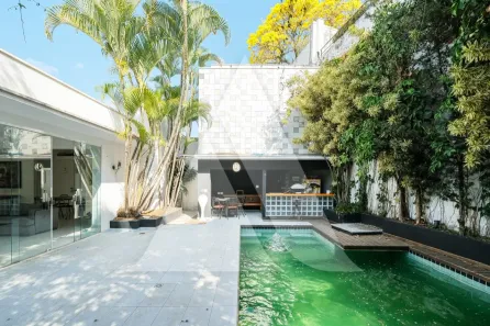 Casa com 4 Quartos à venda, 500m² no Jardim Everest, São Paulo