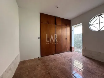 Imóvel Comercial com 11 Quartos à venda, 317m² no Santa Amélia, Belo Horizonte