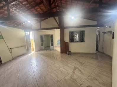 Casa com 3 Quartos à venda, 340m² no Tropical, Contagem
