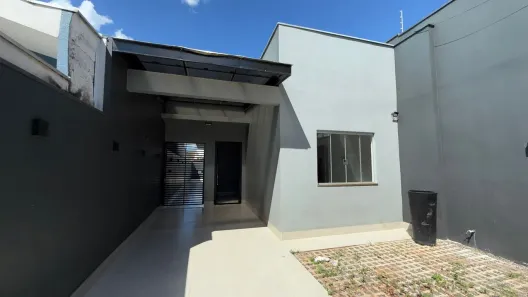 Casa com 2 Quartos à venda, 98m² no Jardim Três Lagoas, Maringá