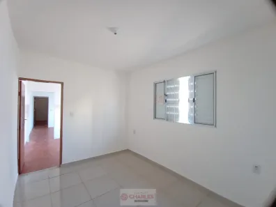 Casa com 2 Quartos para alugar, 58m² no Jardim Bi-Centenário, Mogi Mirim