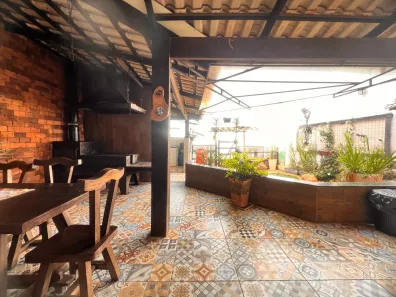 Casa com 3 Quartos à venda, 300m² no Tropical, Contagem