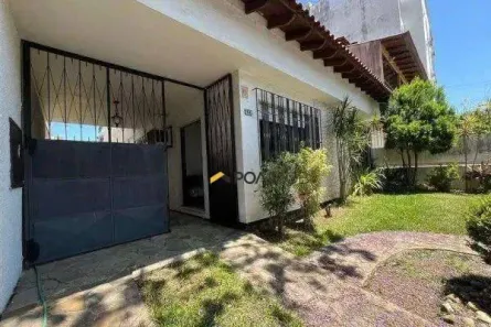Casa com 3 Quartos para alugar, 250m² no Boa Vista, Porto Alegre