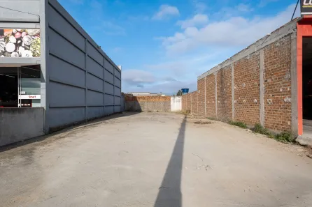 Lote/Terreno para alugar, 300m² no Três Vendas, Pelotas
