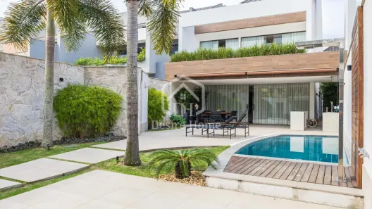 Casa de Condomínio com 3 Quartos à venda, 380m² no Barra da Tijuca, Rio de Janeiro