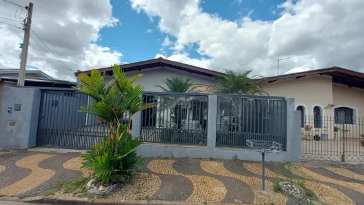 Casa com 3 Quartos para alugar, 240m² no Jardim Bela Vista, Campinas