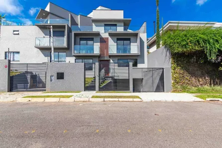 Sobrado com 3 Quartos à venda, 180m² no Mossunguê, Curitiba
