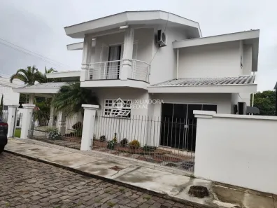 Casa com 3 Quartos à venda, 230m² no Porto Quinze, Encantado