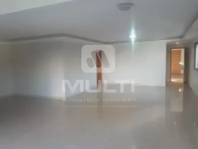 Apartamento com 3 Quartos à venda, 189m² no Fundinho, Uberlândia