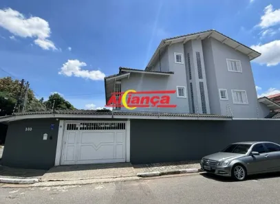 Sobrado com 3 Quartos à venda, 230m² no Parque Renato Maia, Guarulhos