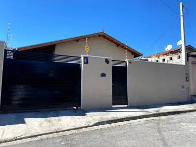 Casa com 2 Quartos à venda, 250m² no Jardim Garcez, Taubaté