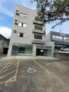Ponto Comercial para alugar, 162m² no Anita Garibaldi, Joinville