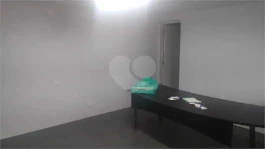com 1 Quarto à venda, 300m² no Vila Cordeiro, São Paulo