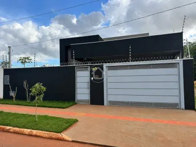 Casa com 2 Quartos à venda, 106m² no Jardim Itamaracá, Campo Grande