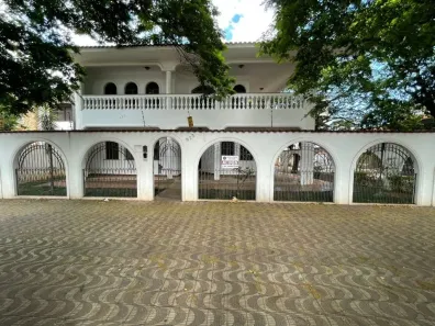 Imóvel Comercial com 12 Quartos para alugar, 613m² no Zona 08, Maringá