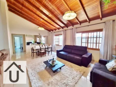 Casa com 5 Quartos à venda, 270m² no São Paulo II, Cotia
