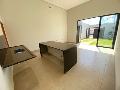 Casa com 2 Quartos à venda, 71m² no Planalto, Uberlândia