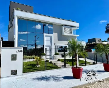 Casa com 4 Quartos à venda, 195m² no Daniela, Florianópolis