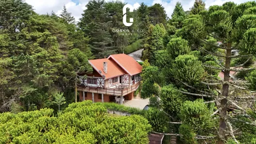 Casa de Condomínio com 6 Quartos à venda, 115m² no Jardim Andira, Campos do Jordão