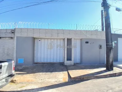 Casa com 3 Quartos para alugar, 180m² no Cambeba, Fortaleza