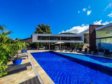 Casa de Condomínio com 5 Quartos à venda, 178m² no Camburi, São Sebastião