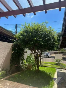 Sobrado com 3 Quartos à venda, 100m² no Região do Lago, Cascavel