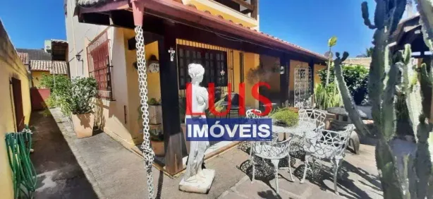Casa com 5 Quartos à venda, 360m² no Itaipu, Niterói