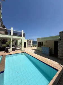 Casa com 7 Quartos à venda, 450m² no Camboinhas, Niterói