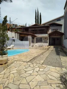 Casa com 3 Quartos para alugar, 222m² no Vila Borghesi, São Roque
