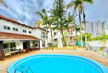 Casa de Condomínio com 4 Quartos à venda, 380m² no Barra, Balneário Camboriú
