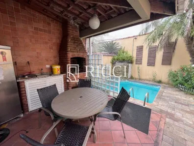 Casa com 3 Quartos à venda, 186m² no Campo Grande, Santos