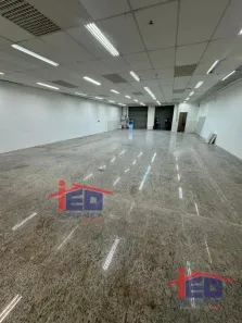 Galpão/Depósito/Armazém para alugar, 250m² no km 18, Osasco