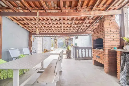 Casa com 3 Quartos à venda, 172m² no Jardim Monte Kemel, São Paulo