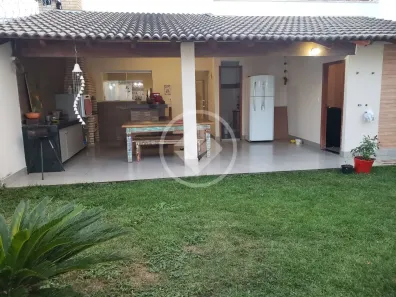 Casa com 4 Quartos à venda, 217m² no Cidade Jardim, Uberlândia