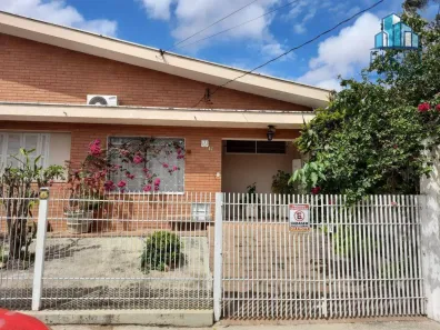 Casa com 4 Quartos à venda, 178m² no Vila Bossi, Louveira