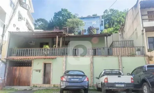 Casa de Condomínio com 3 Quartos à venda, 400m² no Pechincha, Rio de Janeiro