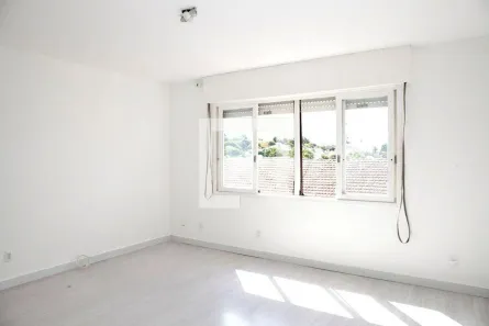 Apartamento com 2 Quartos à venda, 80m² no Jardim Sabará, Porto Alegre