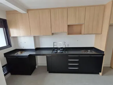 Apartamento com 2 Quartos para alugar, 70m² no Terra Bonita, Londrina