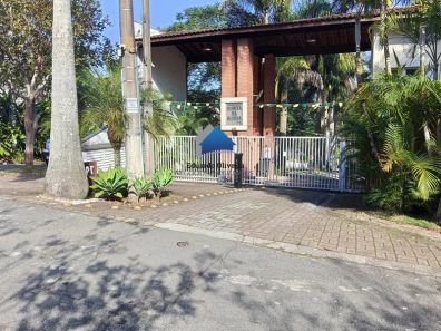 Casa de Condomínio com 4 Quartos à venda, 155m² no Granja Viana, Cotia