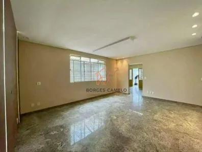 Casa com 3 Quartos para alugar, 271m² no São Luiz, Belo Horizonte