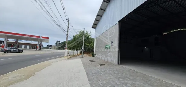 Galpão/Depósito/Armazém para alugar, 450m² no Calaboca (Inoã), Maricá