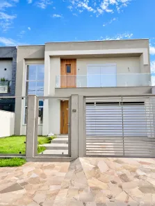 Sobrado com 3 Quartos à venda, 230m² no Estância Velha, Canoas