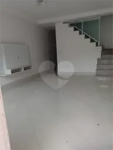 Sobrado com 2 Quartos para venda ou aluguel, 79m² no Vila Clarice, São Paulo