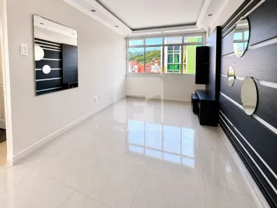 Apartamento com 2 Quartos à venda, 57m² no Centro, Florianópolis